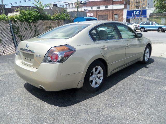 Nissan Altima 2009 photo 1
