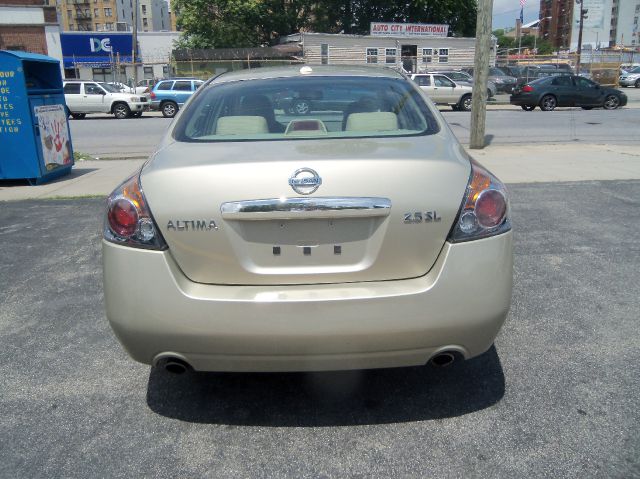 Nissan Altima 2009 photo 4