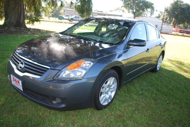 Nissan Altima GS-R Sedan