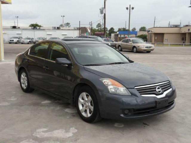 Nissan Altima 2009 photo 1
