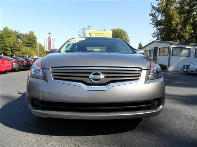 Nissan Altima 2009 photo 1