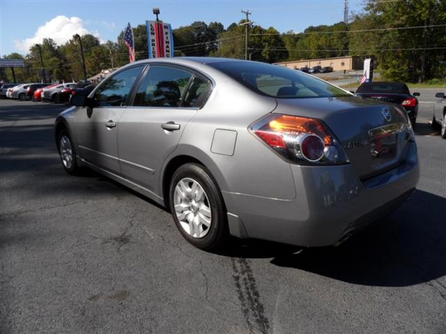 Nissan Altima 2009 photo 5