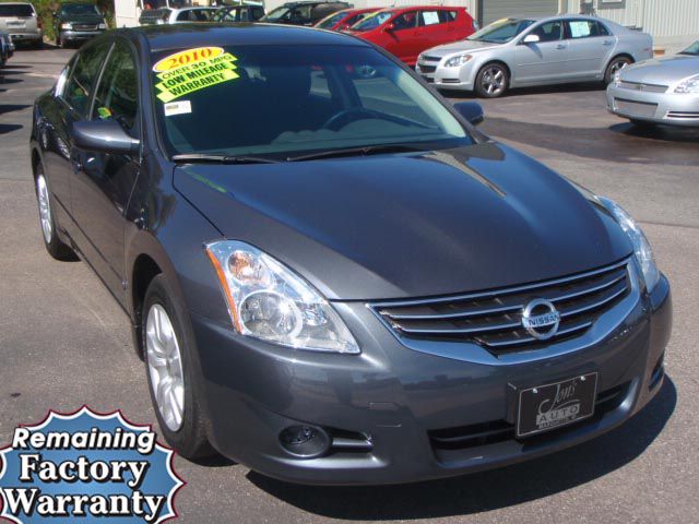 Nissan Altima Pickupslt Quad Cab SWB 4WD 4x4 Truck Sedan
