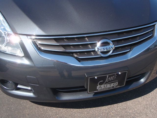Nissan Altima 2010 photo 4