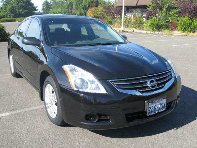 Nissan Altima 2010 photo 3
