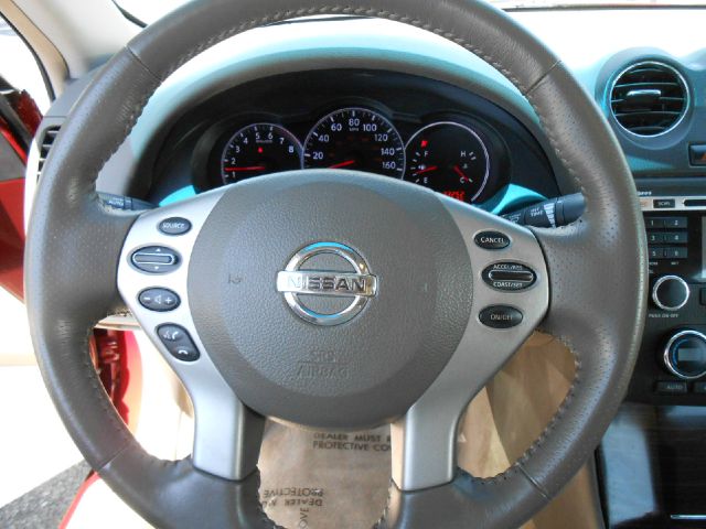 Nissan Altima 2010 photo 5
