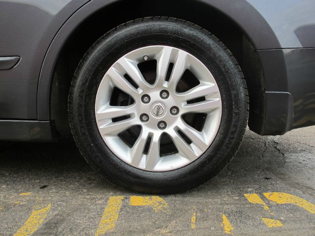 Nissan Altima 2010 photo 4