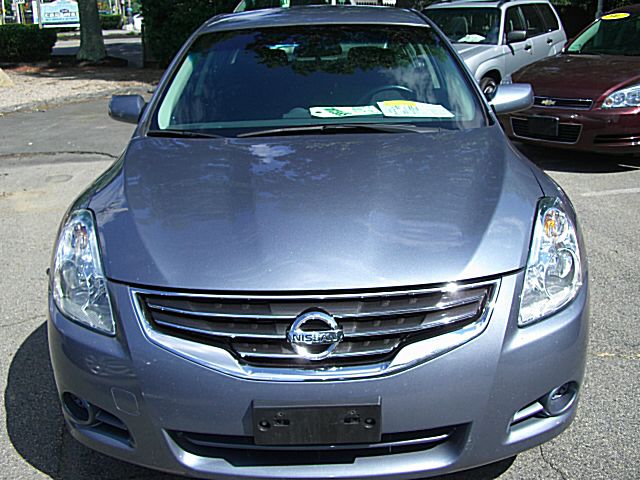 Nissan Altima 2010 photo 3