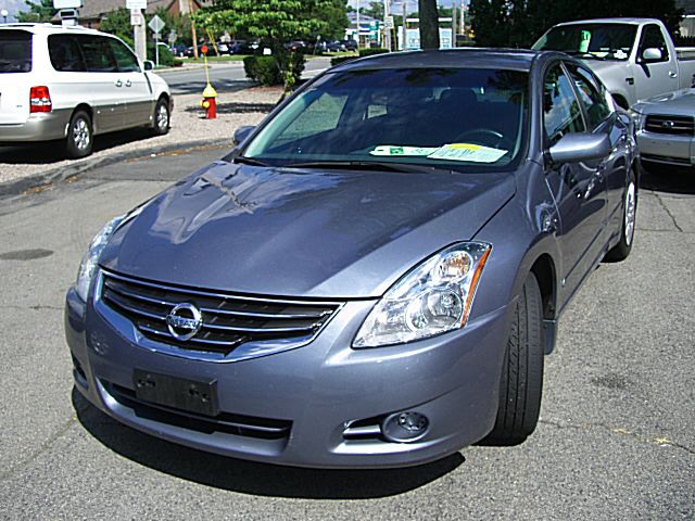Nissan Altima 2010 photo 4