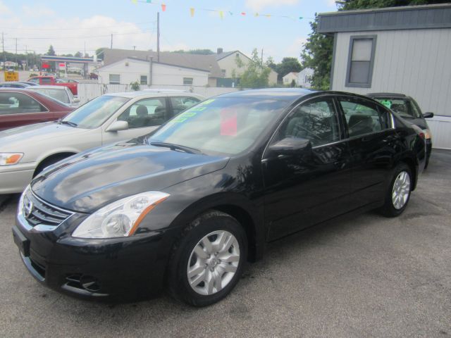Nissan Altima 2010 photo 1