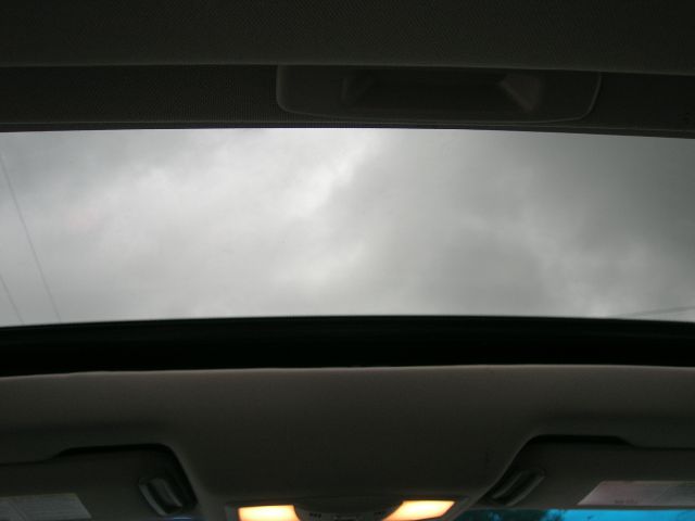 Nissan Altima 2010 photo 2