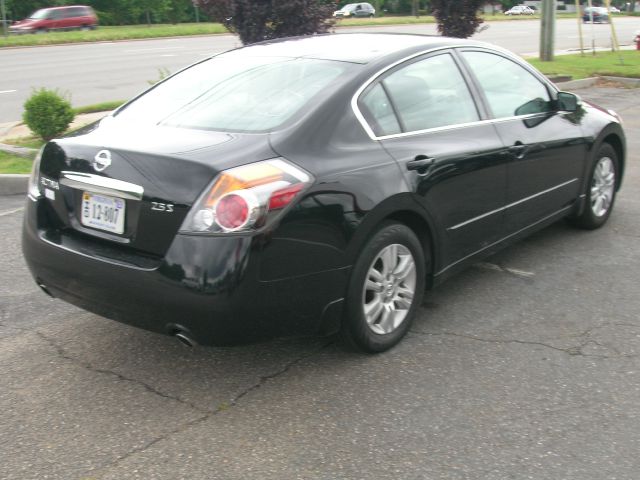 Nissan Altima 2010 photo 3