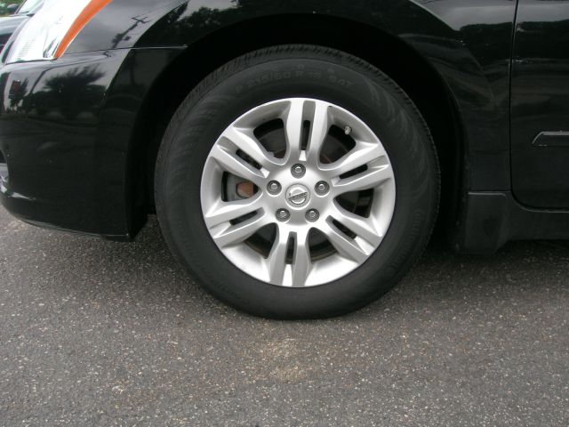 Nissan Altima 2010 photo 9
