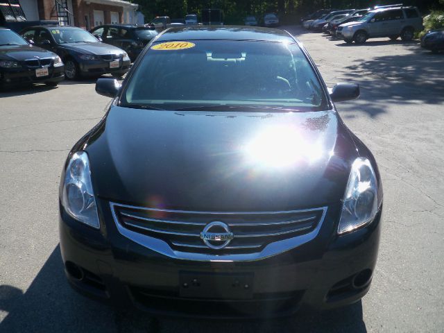 Nissan Altima 2010 photo 3