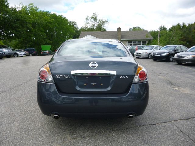 Nissan Altima 2010 photo 3