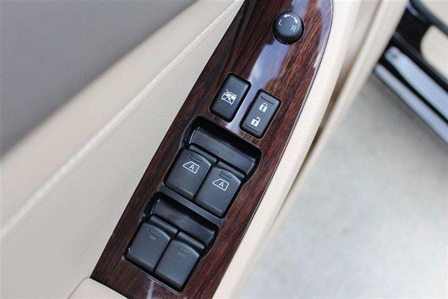 Nissan Altima 2010 photo 2