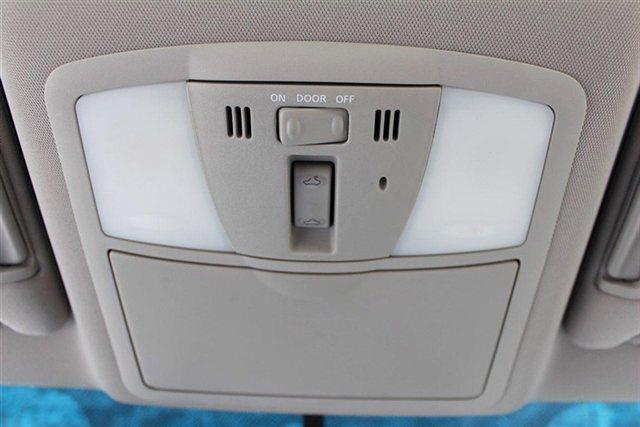 Nissan Altima 2010 photo 7