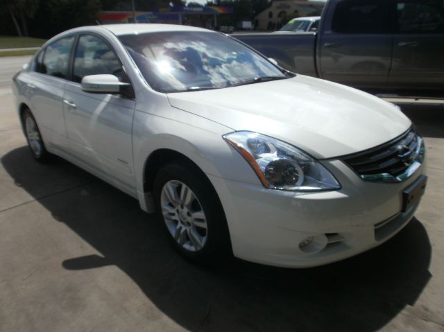 Nissan Altima 2010 photo 3