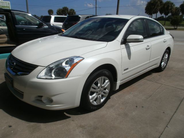Nissan Altima 2010 photo 4