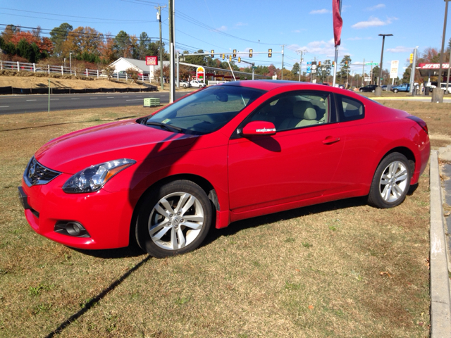 Nissan Altima 2010 photo 2
