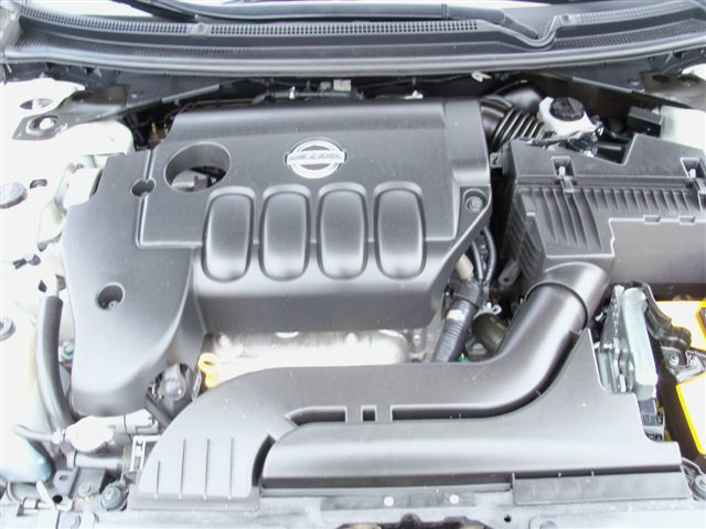 Nissan Altima 2010 photo 6