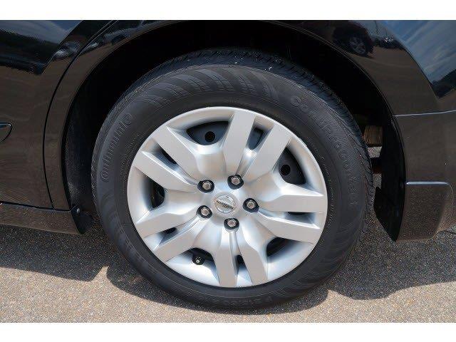 Nissan Altima 2010 photo 4