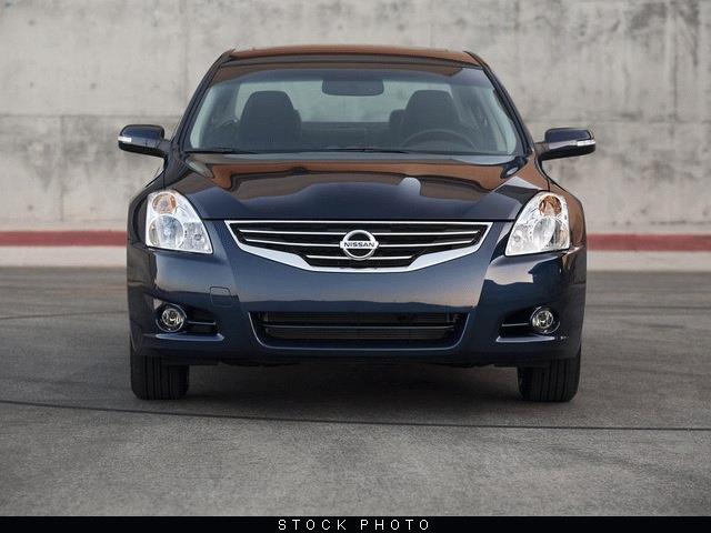 Nissan Altima 2010 photo 1