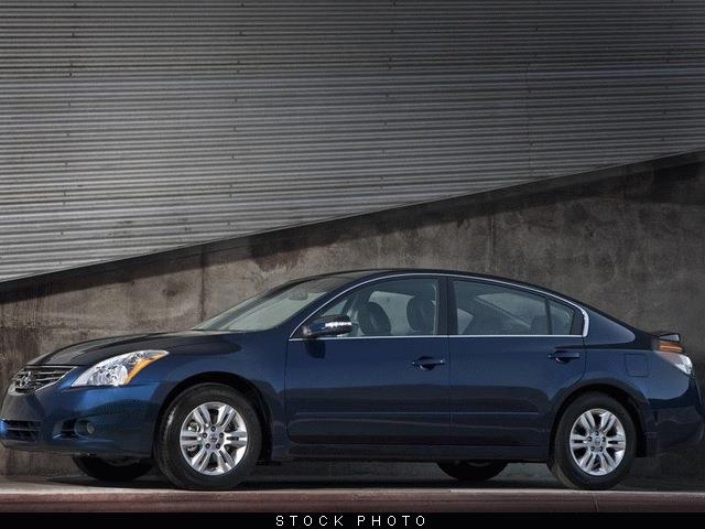 Nissan Altima 2010 photo 4