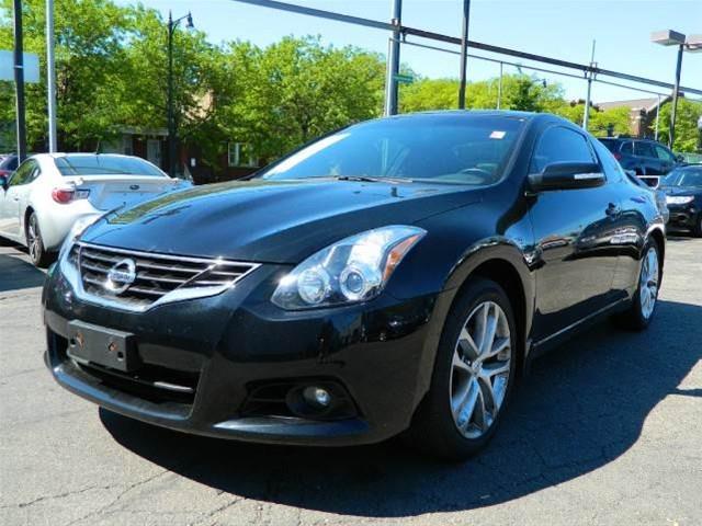 Nissan Altima 2010 photo 1