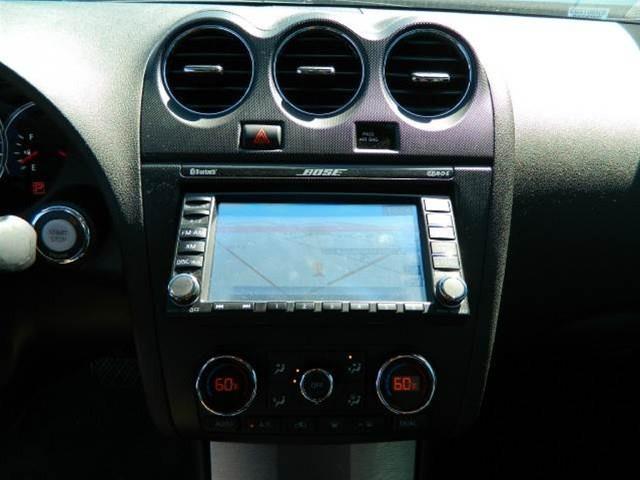 Nissan Altima 2010 photo 4