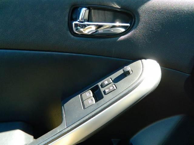 Nissan Altima 2010 photo 5