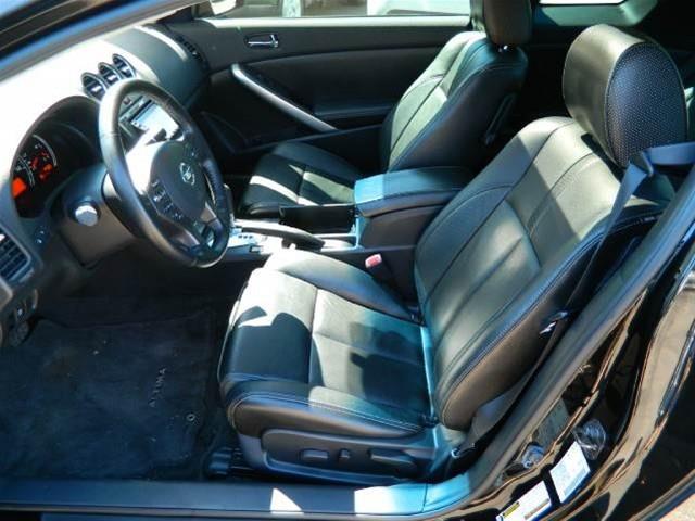 Nissan Altima 2010 photo 7