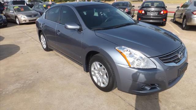Nissan Altima 2010 photo 3