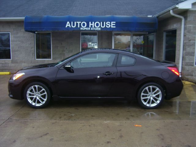 Nissan Altima 2010 photo 3