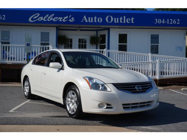 Nissan Altima 2010 photo 1