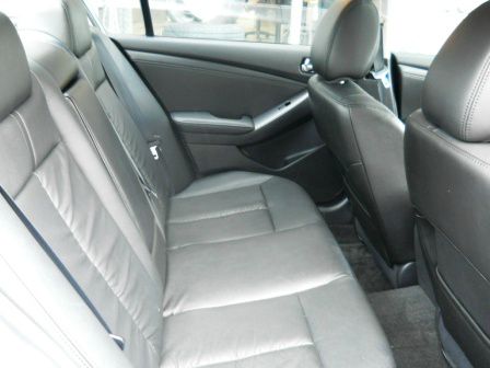 Nissan Altima 2010 photo 3