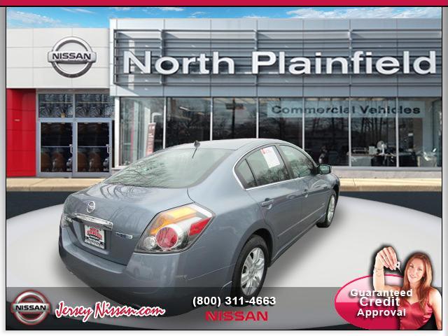 Nissan Altima 2010 photo 4