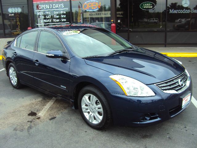 Nissan Altima 2010 photo 4