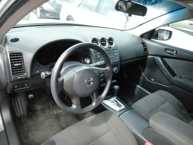 Nissan Altima 2010 photo 3