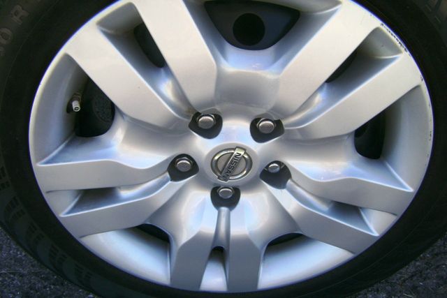 Nissan Altima 2010 photo 3