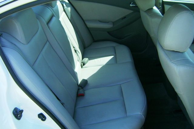 Nissan Altima 2010 photo 7