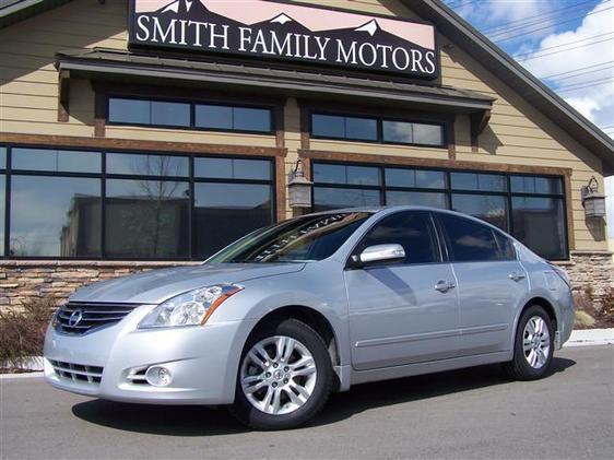 Nissan Altima 2010 photo 2
