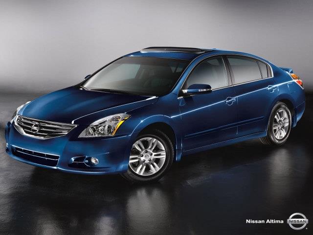 Nissan Altima SLT Quad Cab 2WD Sedan