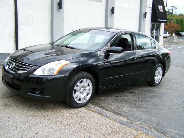 Nissan Altima 2010 photo 4