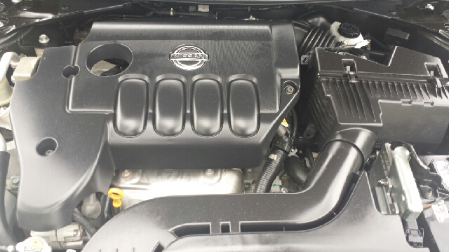 Nissan Altima 2010 photo 8