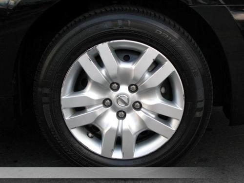Nissan Altima 2011 photo 1