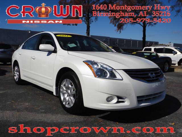Nissan Altima Pickupslt Quad Cab SWB 4WD 4x4 Truck Sedan