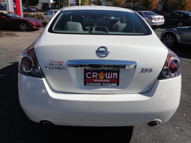 Nissan Altima 2011 photo 3