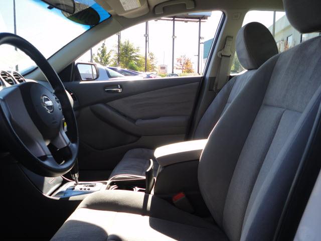 Nissan Altima 2011 photo 5