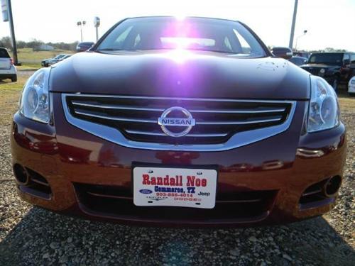 Nissan Altima Laramie Quad Cab 4WD Other